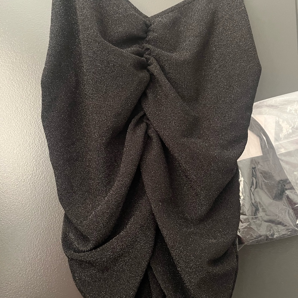 Chic Black Ruched Pencil top